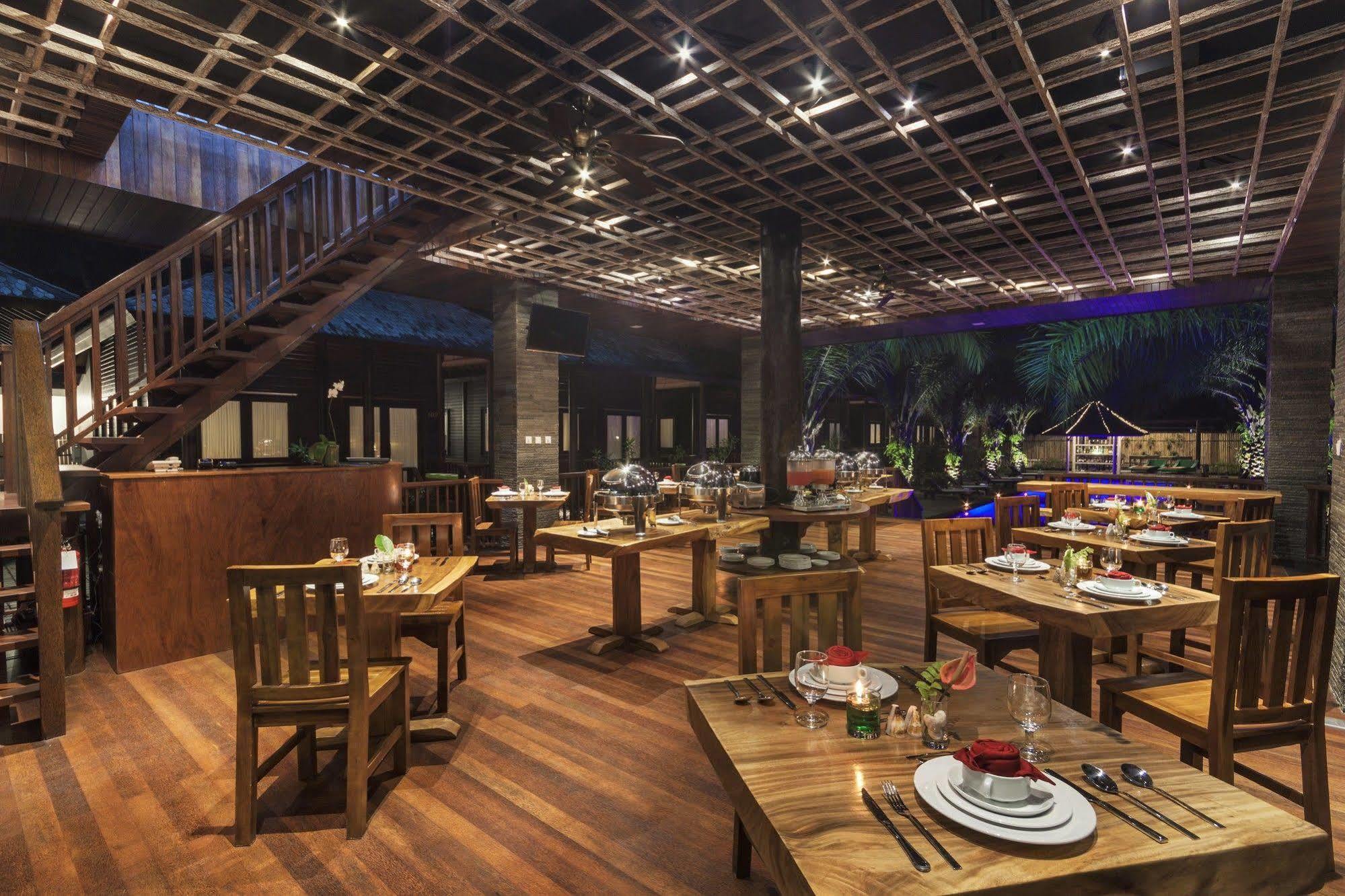 Coconut Boutique Resort Senggigi Dış mekan fotoğraf