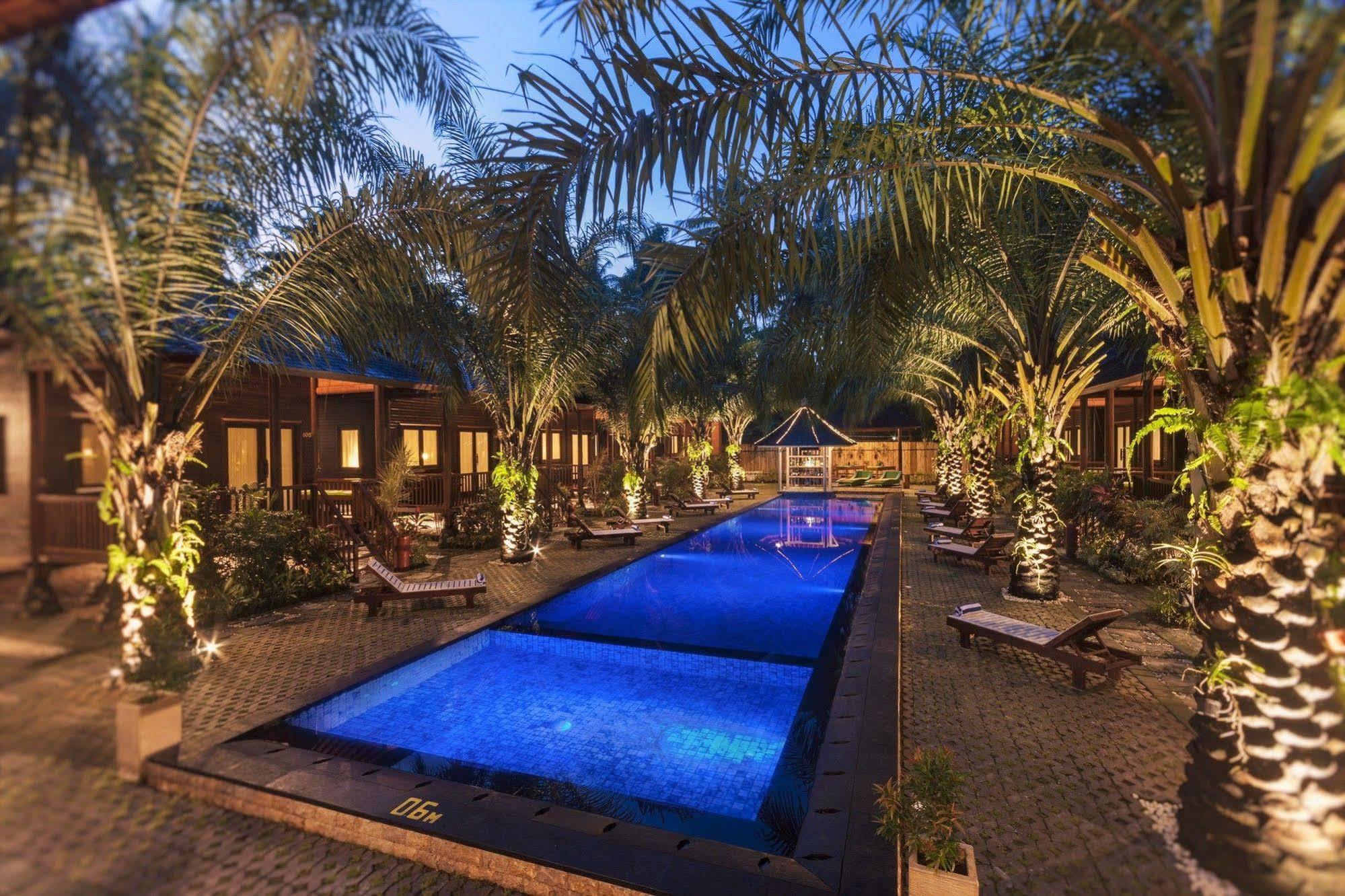 Coconut Boutique Resort Senggigi Dış mekan fotoğraf